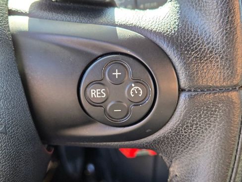 Used 2013 MINI Cooper S image 26