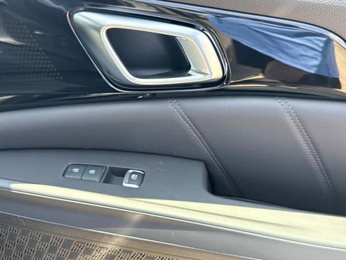 New 2026 Kia Carnival SX Prestige FWD image 17