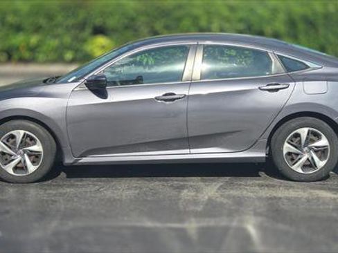 Used 2021 Honda Civic LX image 3