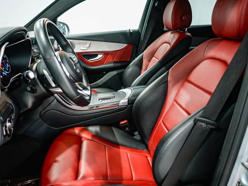 Used 2023 Mercedes-Benz GLC 300 4MATIC Coupe image 17