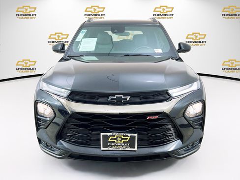 Used 2023 Chevrolet TrailBlazer RS image 2