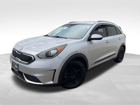 Used 2018 Kia Niro LX FWD image 1