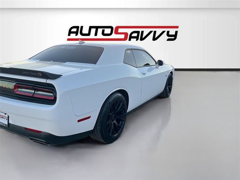 Used 2022 Dodge Challenger R/T Scat Pack w/ Driver Convenience Group image 7