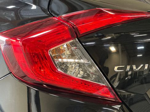 Used 2019 Honda Civic Sport image 46