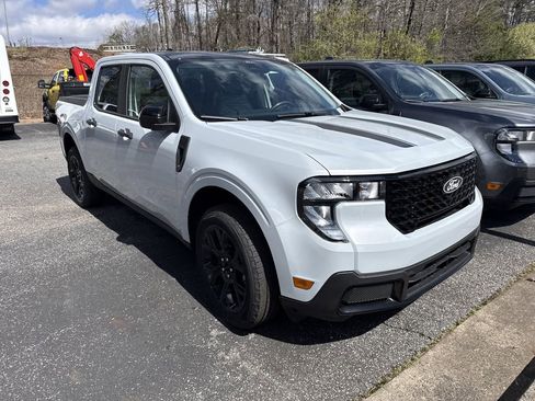 New 2026 Ford Maverick XLT w/ XLT Luxury Package image 2