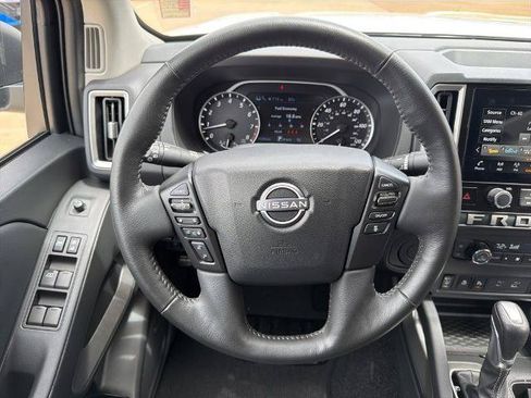 Certified 2025 Nissan Frontier SV w/ SV Convenience Package RWD image 21