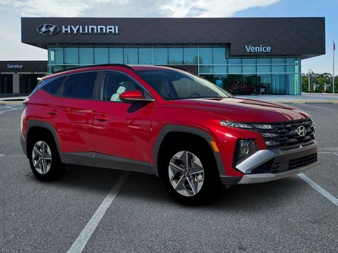New 2026 Hyundai Tucson SEL w/ Tow & Go Package AWD/4WD image 10