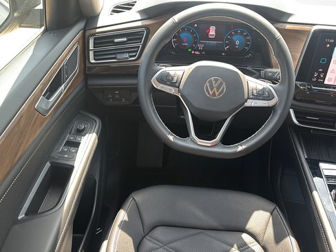 New 2026 Volkswagen Atlas SE AWD/4WD image 18
