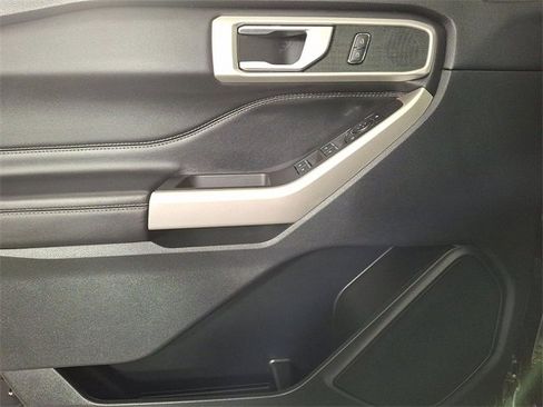 Used 2023 Ford Explorer XLT w/ Equipment Group 202A image 15