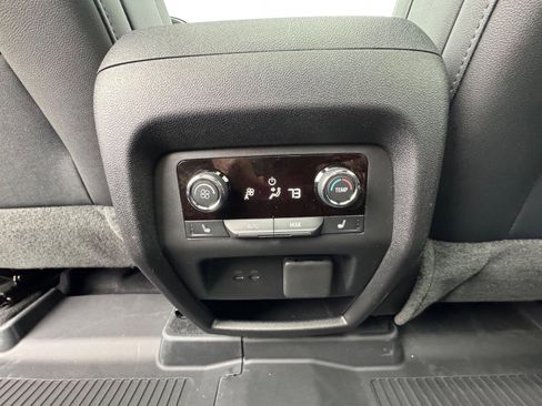 New 2026 Chevrolet Traverse High Country w/ LPO, Floor Liner Package image 16