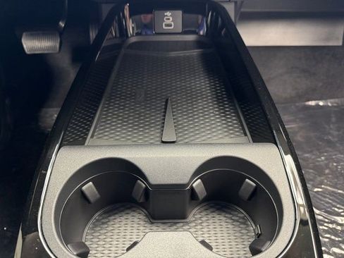 Used 2025 Ford Mustang Mach-E Premium w/ Interior Protection Package AWD/4WD image 18