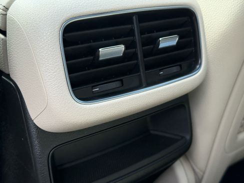 Used 2026 Mercedes-Benz GLE 350 4MATIC image 33