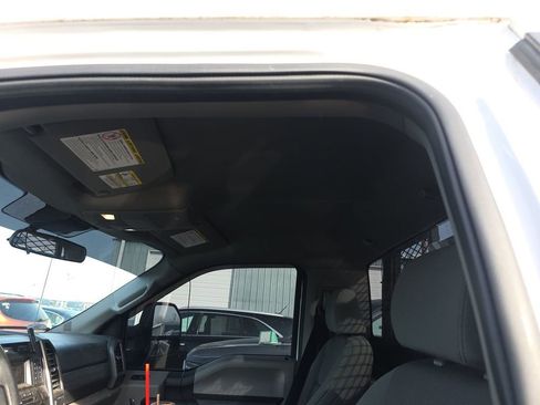 Used 2020 Ford F250 XL w/ Power Equipment Group image 10