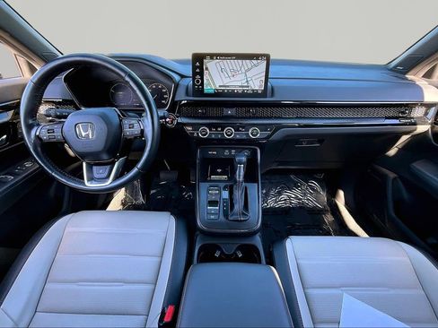 Used 2024 Honda CR-V Sport Touring image 8