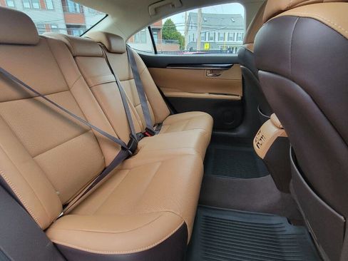 Used 2017 Lexus ES 350 FWD image 25