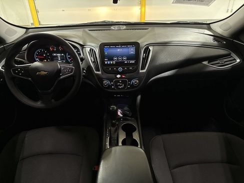 Used 2020 Chevrolet Malibu LS FWD image 10
