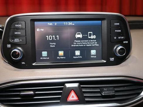 Used 2020 Hyundai Santa Fe SE image 14