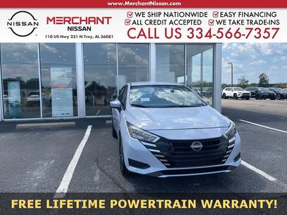 New 2025 Nissan Versa SV w/ Trunk Package