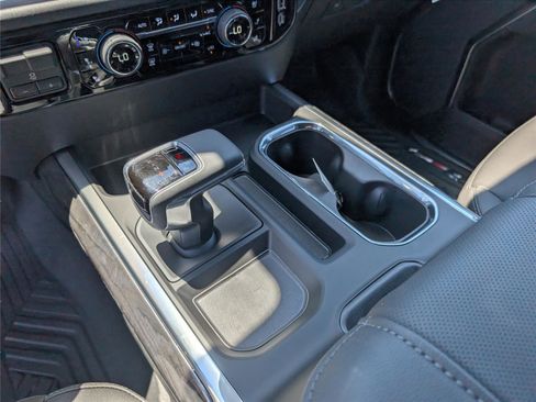 New 2026 Chevrolet Silverado 1500 LTZ w/ LTZ Premium Package AWD/4WD image 21