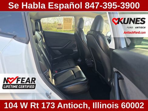 Used 2024 Tesla Model Y Long Range AWD/4WD image 38