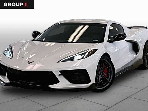 Used 2021 Chevrolet Corvette Stingray Preferred Cpe w/ Z51 Performance Package RWD image 1