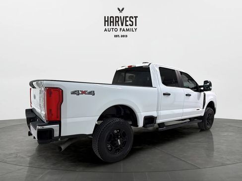Used 2023 Ford F350 XL w/ Snow Plow/Camper Package AWD/4WD image 7