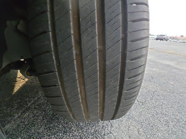 Used 2022 Dodge Challenger GT RWD image 25