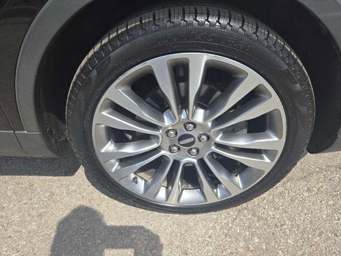 Used 2018 Lincoln MKX Reserve w/ Lincoln MKX Climate Package AWD/4WD image 36