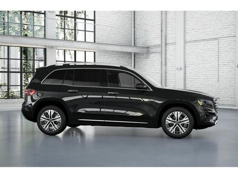 New 2026 Mercedes-Benz GLB 250 4MATIC image 6