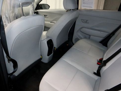 Certified 2025 Hyundai Kona SEL FWD image 21