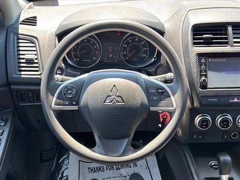 Used 2023 Mitsubishi Outlander Sport ES AWD/4WD image 20