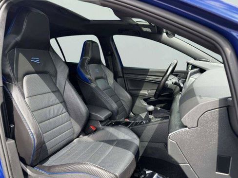 Used 2022 Volkswagen Golf R AWD/4WD image 54