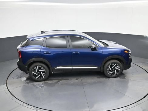 Used 2026 Nissan Kicks SV FWD image 35