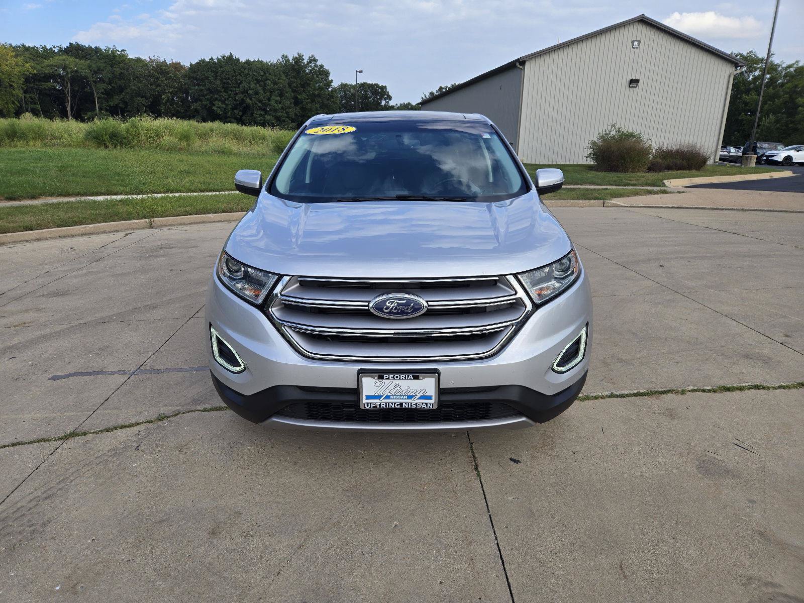 Used 2018 Ford Edge Titanium w/ Equipment Group 301A FWD image 7