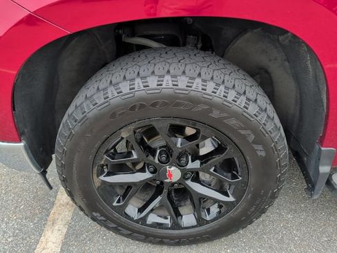 Used 2023 Chevrolet Silverado 1500 LTZ AWD/4WD image 34
