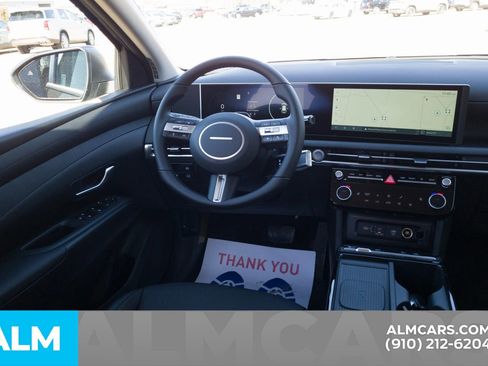 Used 2025 Hyundai Tucson SEL image 20