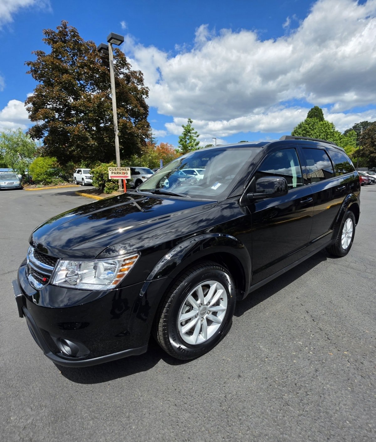 Used 2017 Dodge Journey SXT w/ Comfort/Convenience Group AWD/4WD image 5