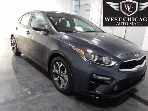 Used 2021 Kia Forte LXS FWD image 1
