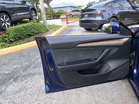 Used 2023 Tesla Model 3 Standard Range RWD image 25