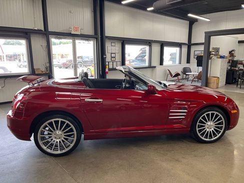 Used 2007 Chrysler Crossfire Convertible w/ Special Edition Group RWD image 24