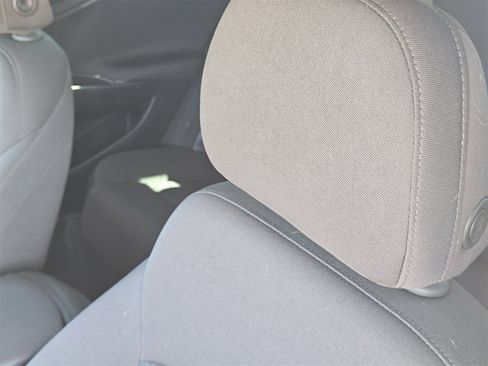 Used 2020 Chevrolet Malibu LS image 16