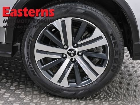 Used 2021 Mitsubishi Outlander Sport ES FWD image 32