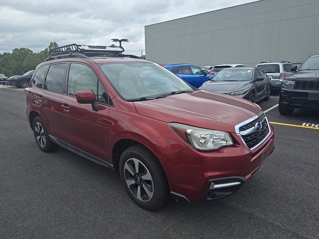 Used 2017 Subaru Forester 2.5i Premium w/ Popular Package #2A AWD/4WD image 3