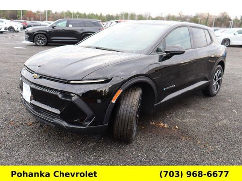 New 2026 Chevrolet Equinox EV LT image 3