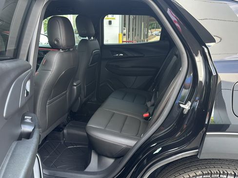 Used 2024 Chevrolet TrailBlazer RS w/ Convenience Package AWD/4WD image 19