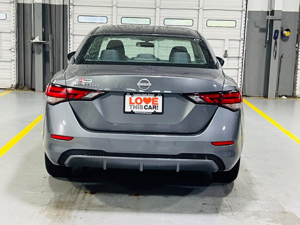 Used 2025 Nissan Sentra S FWD image 15
