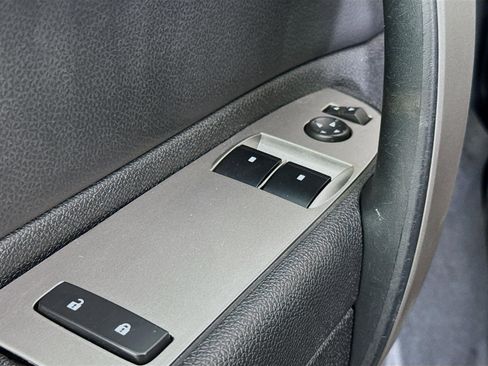 Used 2014 GMC Sierra 2500 SLE w/ Snow Plow Prep Package image 16