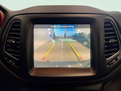 Used 2019 Jeep Compass Trailhawk w/ Leather Interior Group image 27