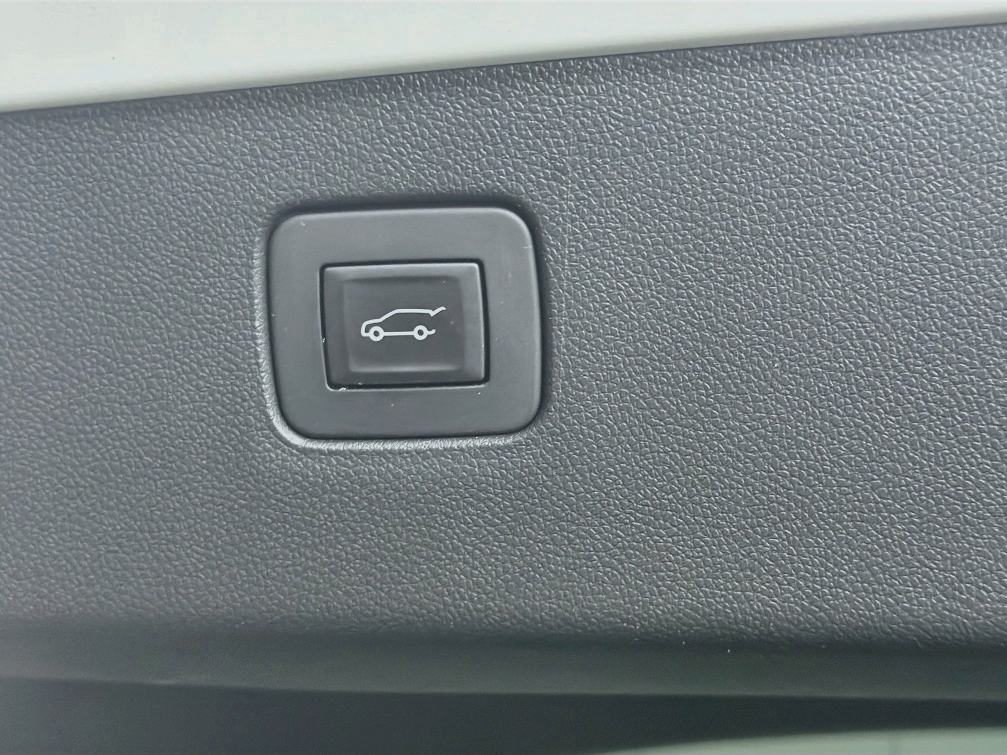 Used 2025 Buick Envista Avenir FWD image 29