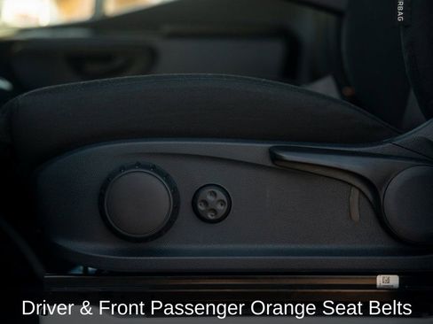 Used 2025 Mercedes-Benz Sprinter 2500 image 31